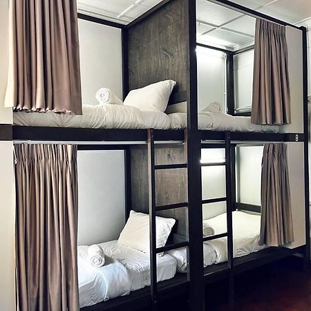 Bunk Puteh Homestay Kuala Terengganu Exterior photo